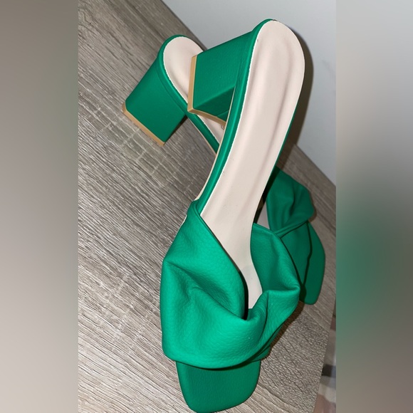 Green - Block heeled Sandals - Picture 4 of 5
